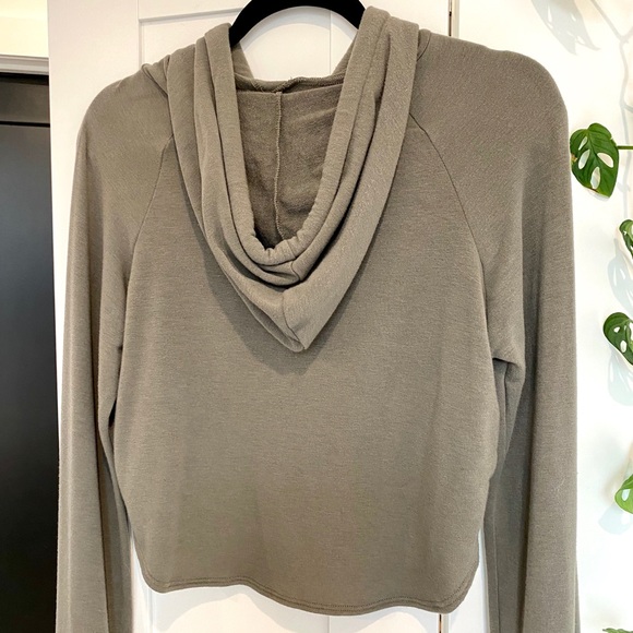 Windsor Cropped Hoodie - Picture 4 of 4